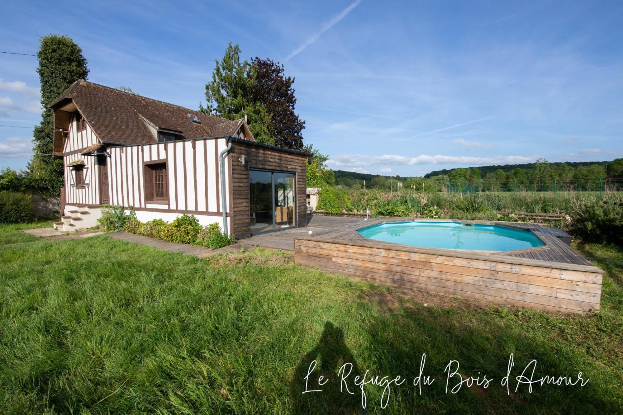 Le Refuge Du Bois D'Amour Arnieres-sur-Iton Exterior foto